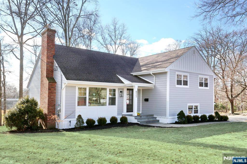 652 Eastbrook RD, Ridgewood, NJ 07450