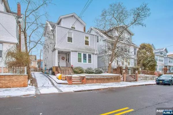 Newark, NJ 07112,64 Schuyler AVE