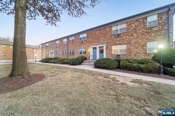 19 Savage RD #U35E3, Denville Township, NJ 07834