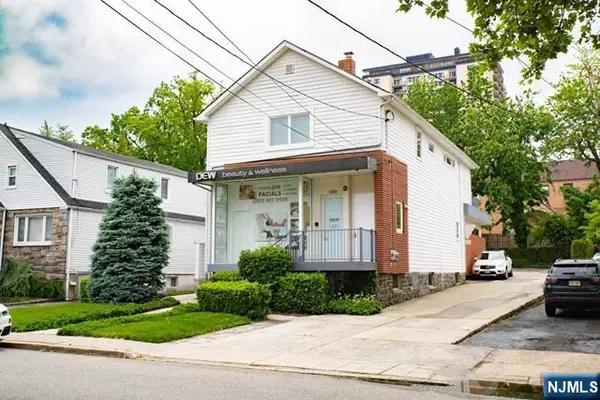 1605 Center AVE, Fort Lee, NJ 07024