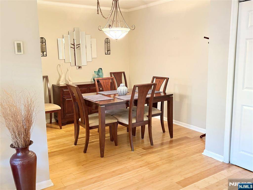 Ridgefield Park, NJ 07660,205 Bergen Turnpike #1M