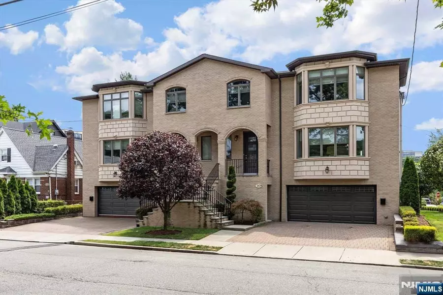 338 Coolidge AVE, Fort Lee, NJ 07024