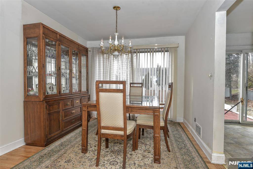 Twp Of Washington, NJ 07676,372 Hickory ST