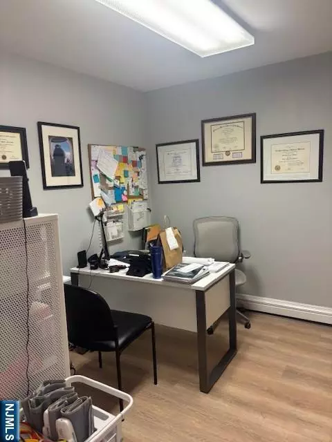 Cliffside Park, NJ 07010,542 Anderson AVE