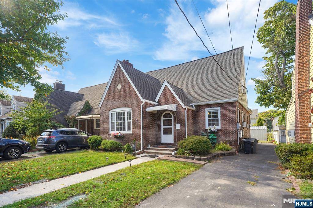 63 Melwex ST, Belleville, NJ 07109