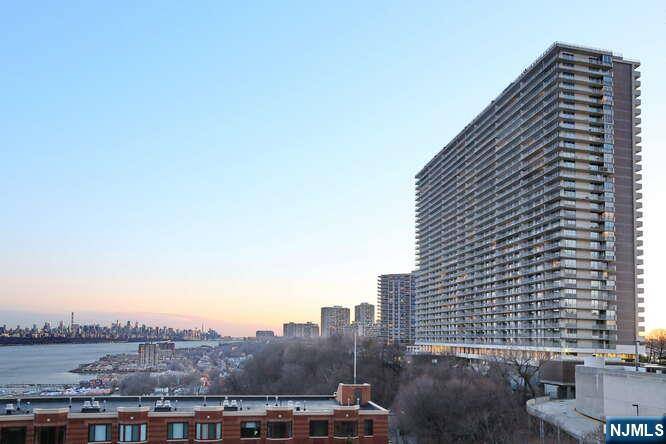 Fort Lee, NJ 07024,1530 PALISADE A Palisade #12 F