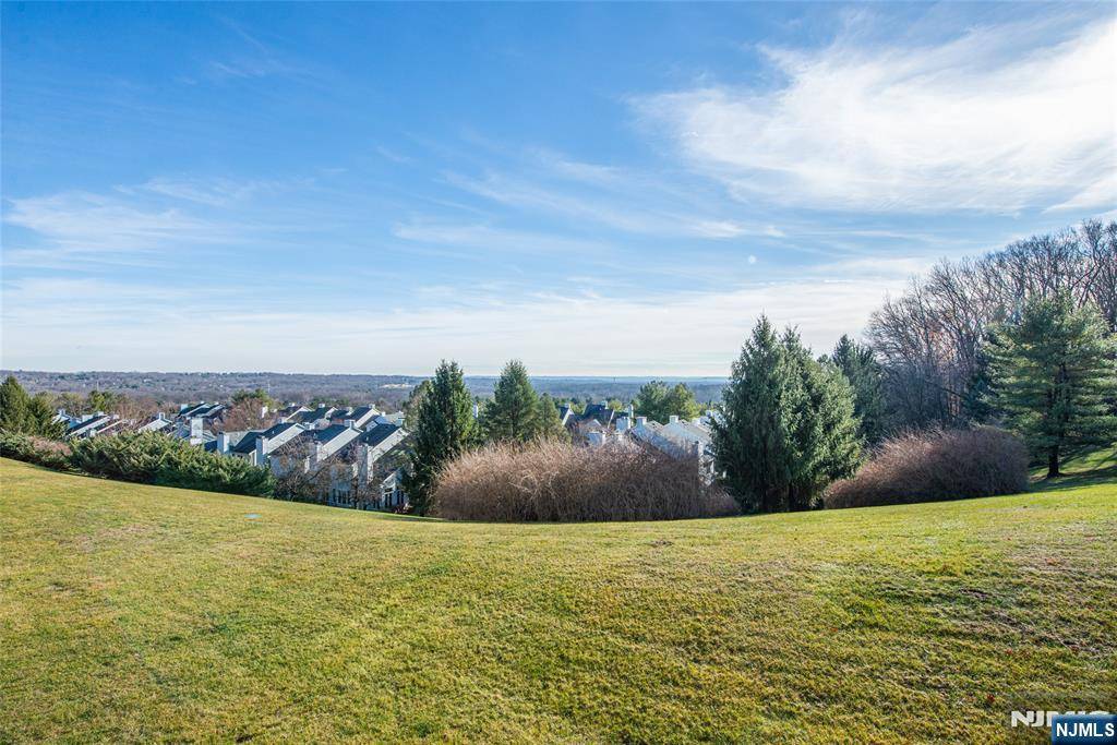 Montville Township, NJ 07045,66 Wedgewood DR