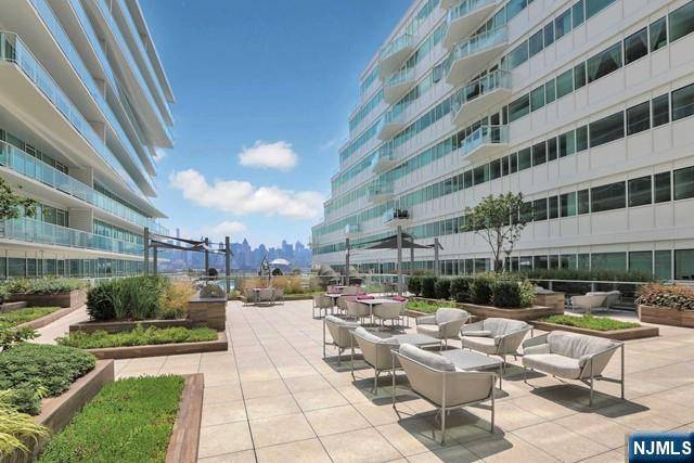 800 Ave At Port Imperial #308, Weehawken, NJ 07086