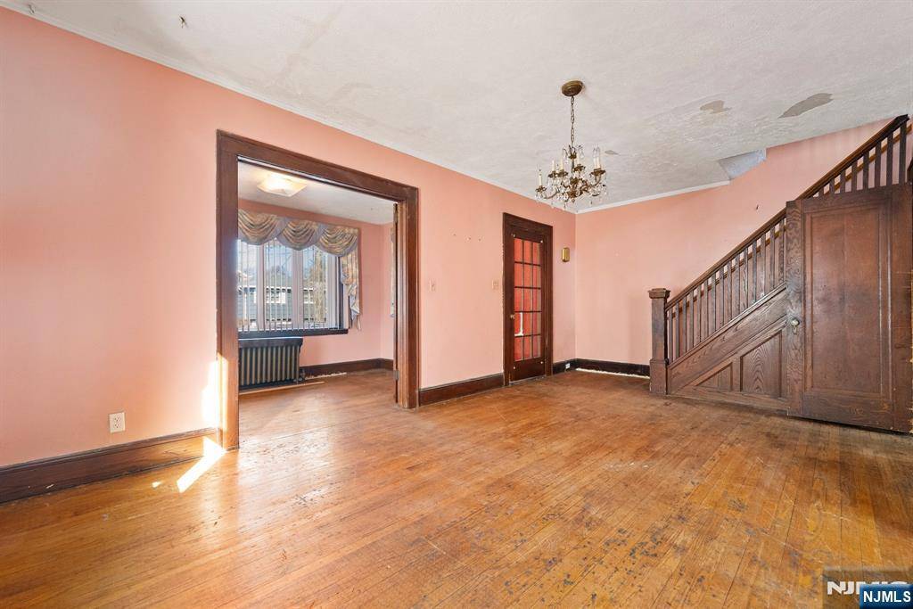 Rutherford, NJ 07070,69 Grove ST