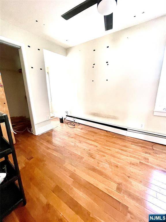 Clark, NJ 07066,29 Brant AVE