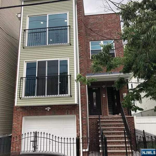 495 S 18th ST #B FL, Newark, NJ 07103