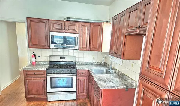 Maplewood, NJ 07040,398 Boyden AVE