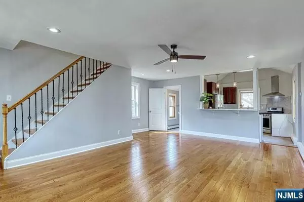 East Rutherford, NJ 07073,101 Carlton AVE