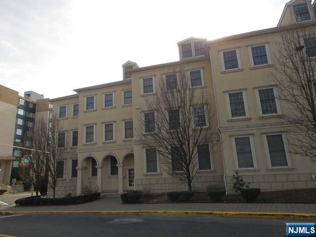 180 Edgewater RD #1A, Cliffside Park, NJ 07010