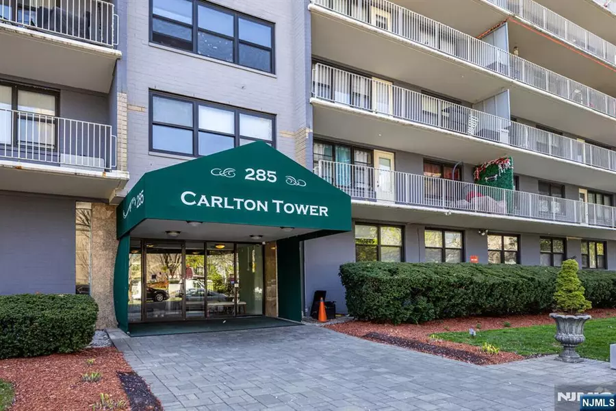285 Aycrigg AVE #9A, Passaic, NJ 07055