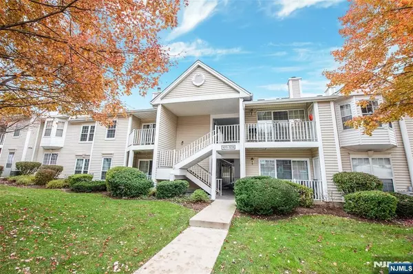 1014 Ash, Mahwah, NJ 07430