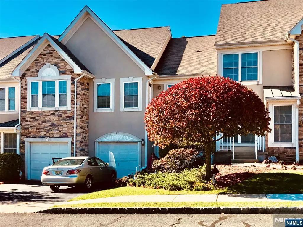 North Haledon, NJ 07508,20 Magnolia WAY