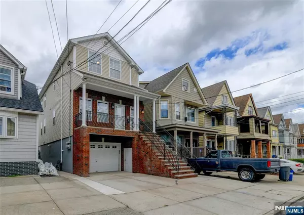 89 55th ST, Bayonne, NJ 07002