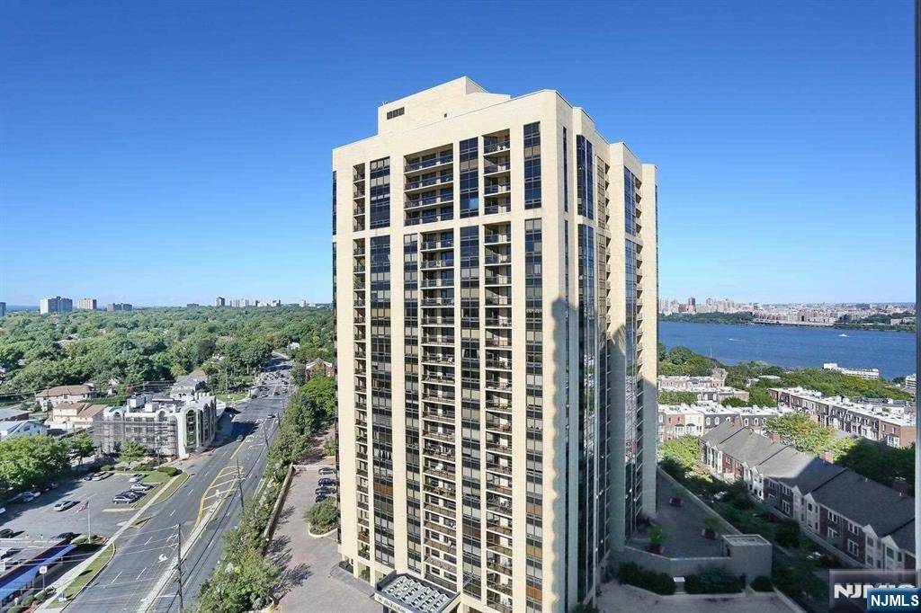 800 Palisade AVE #1601, Fort Lee, NJ 07024