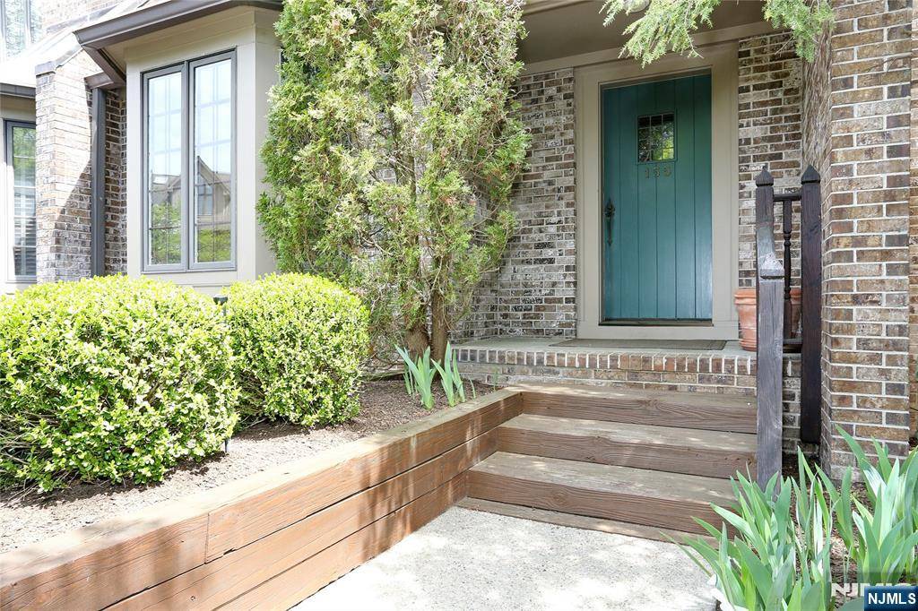 Park Ridge, NJ 07656,155 Ashley PL