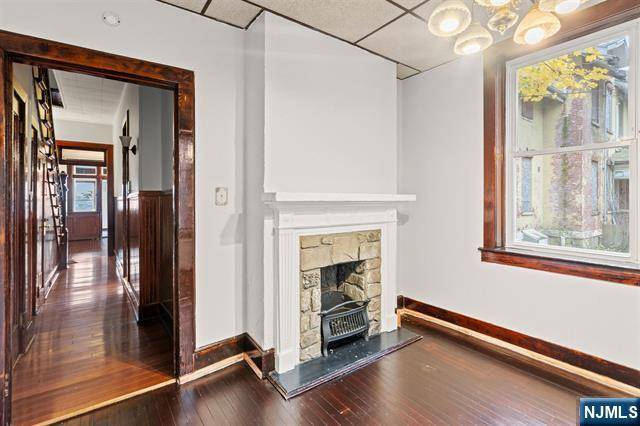Union City, NJ 07087,308 Mountain RD #1