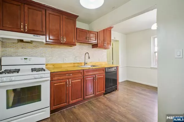 Hillside, NJ 07205,1470B Liberty AVE