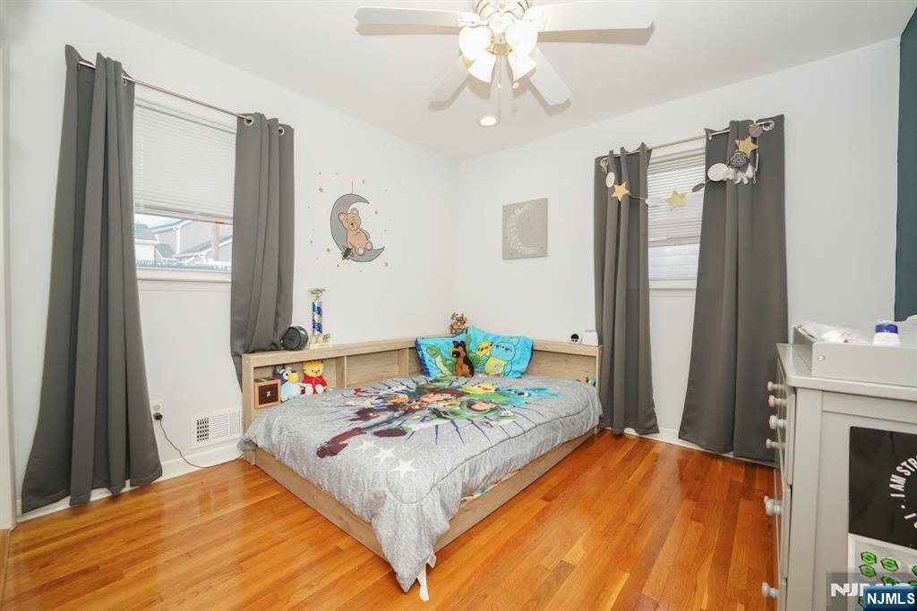 Clifton, NJ 07013,76 Bender DR