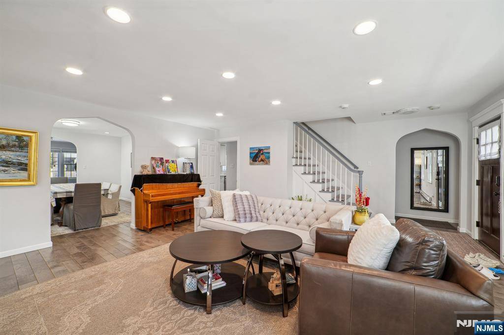Millburn, NJ 07078,57 Elmwood PL