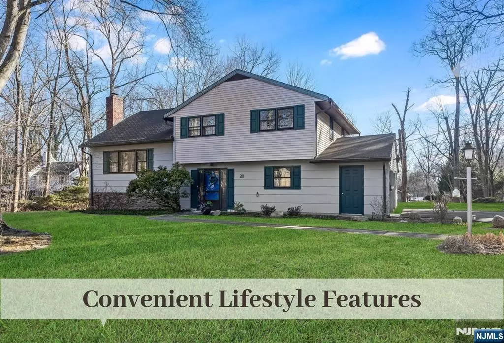 Upper Saddle River, NJ 07458,20 Pinehill DR