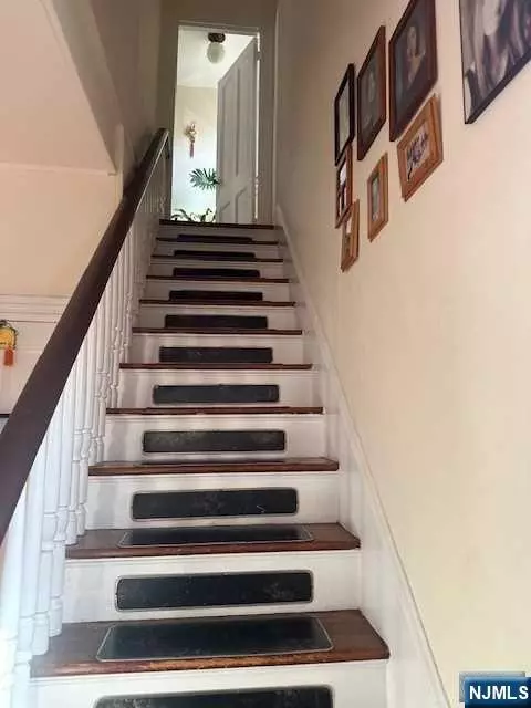 Englewood, NJ 07631,167 Phelps AVE