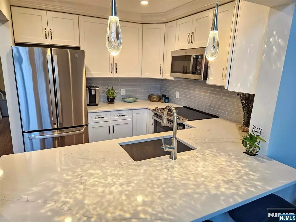 Vernon, NJ 07462,5-22 Maple CRES