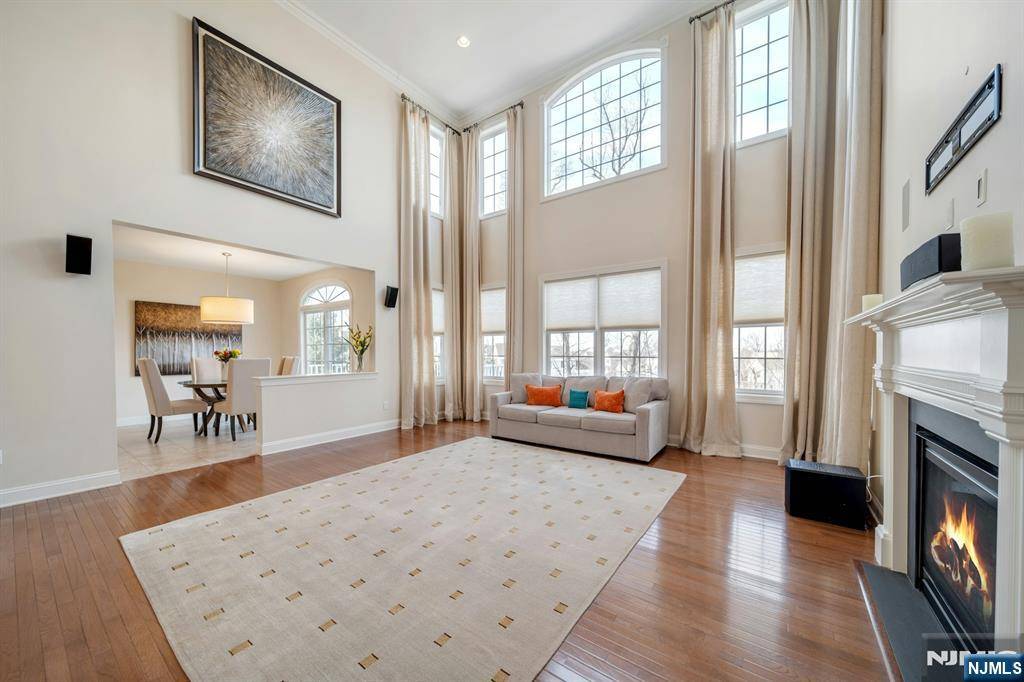 West Orange, NJ 07052,10 Kovach CT