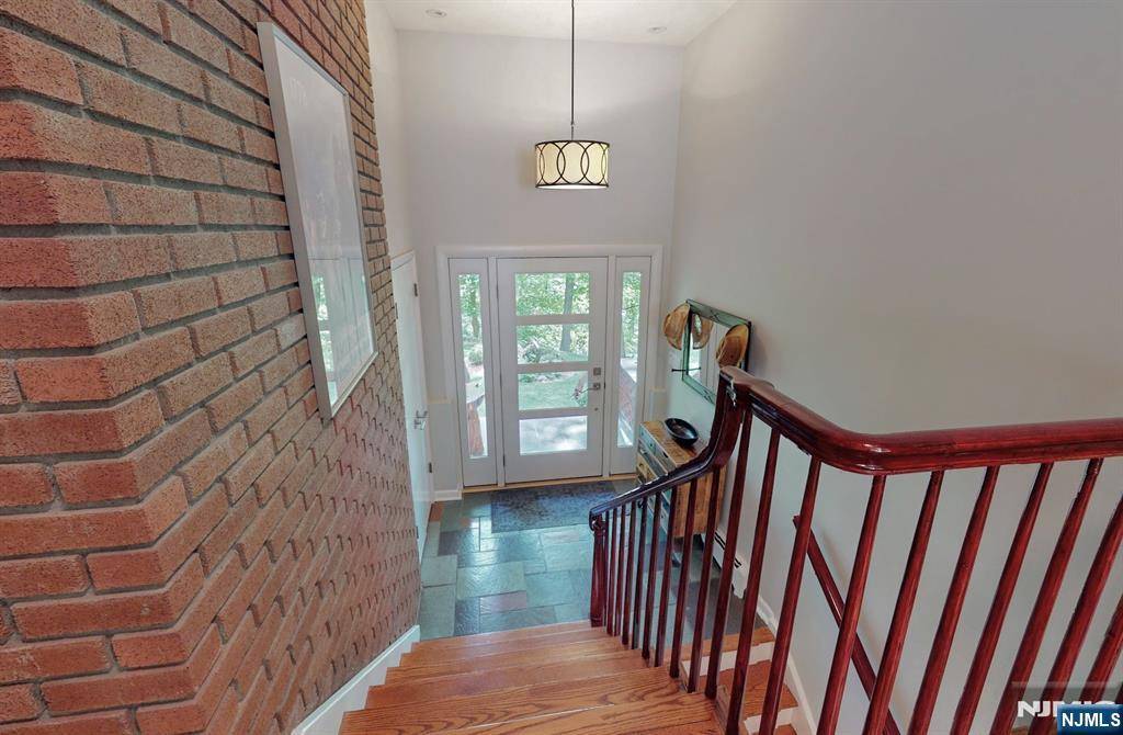 Kinnelon Borough, NJ 07405,30 Brookvale RD