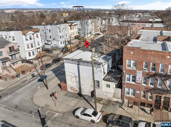 Newark, NJ 07103,328 11th ST