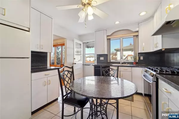 Woodland Park, NJ 07424,40 Meriline AVE