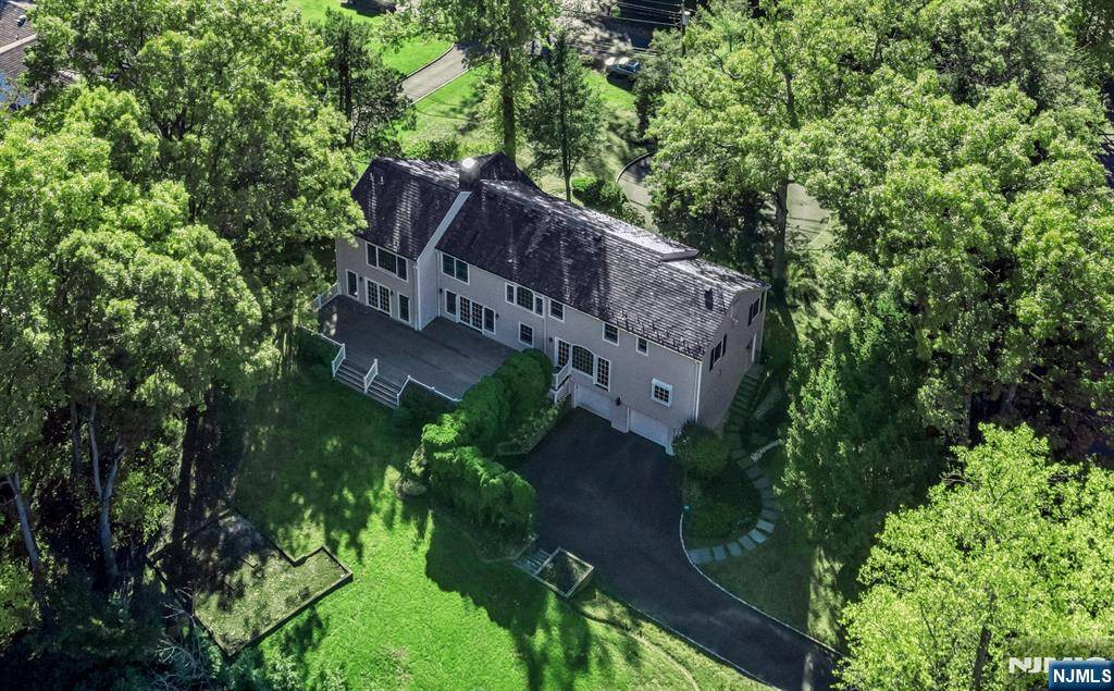 218 Highland AVE, Millburn, NJ 07078