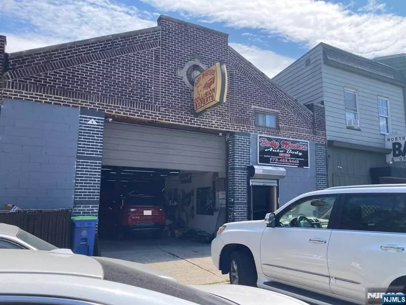 875 Broadway, Newark, NJ 07104