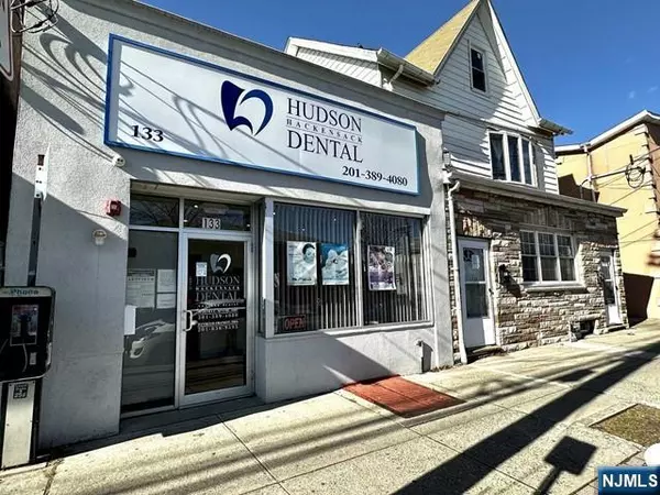 Hackensack, NJ 07601,131 Hudson ST #A