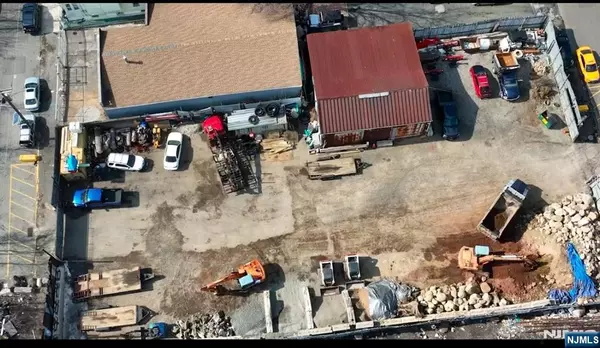 Paterson, NJ 07524,170-174 Putnam ST