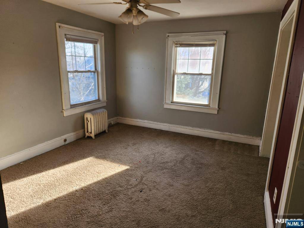 Hasbrouck Heights, NJ 07604,413 Franklin AVE