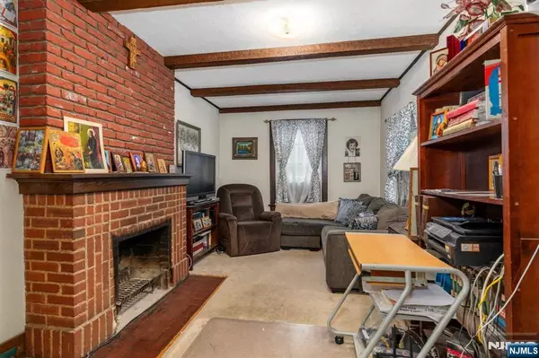 Bogota, NJ 07603,64 South ST