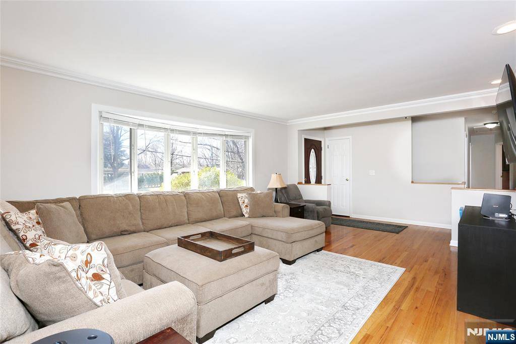 Twp Of Washington, NJ 07676,576 Cypress ST