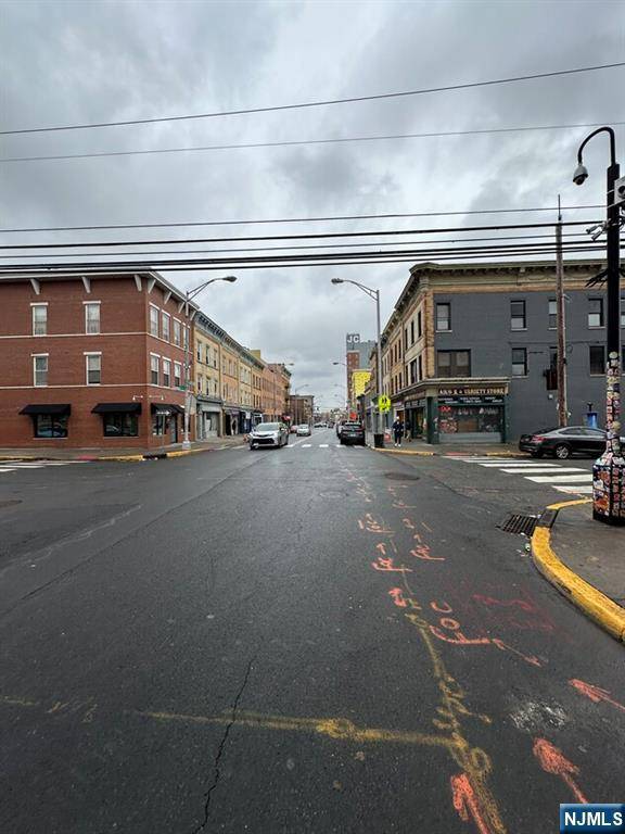 Jersey City, NJ 07305,298 Martin Luther King #Corner