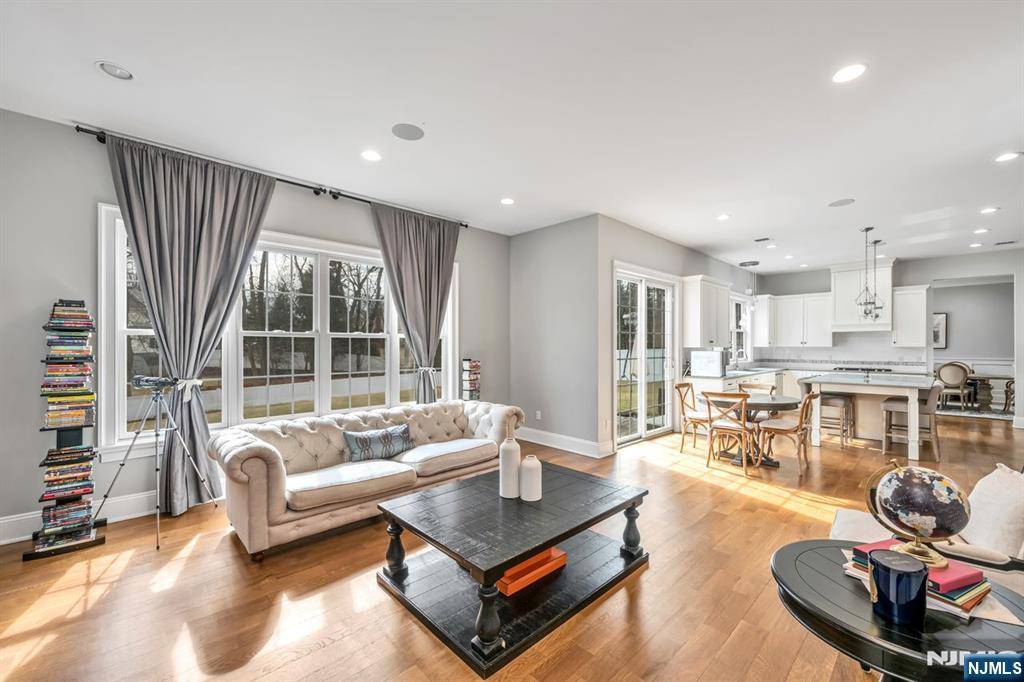 Demarest, NJ 07627,56 Mountain View RD
