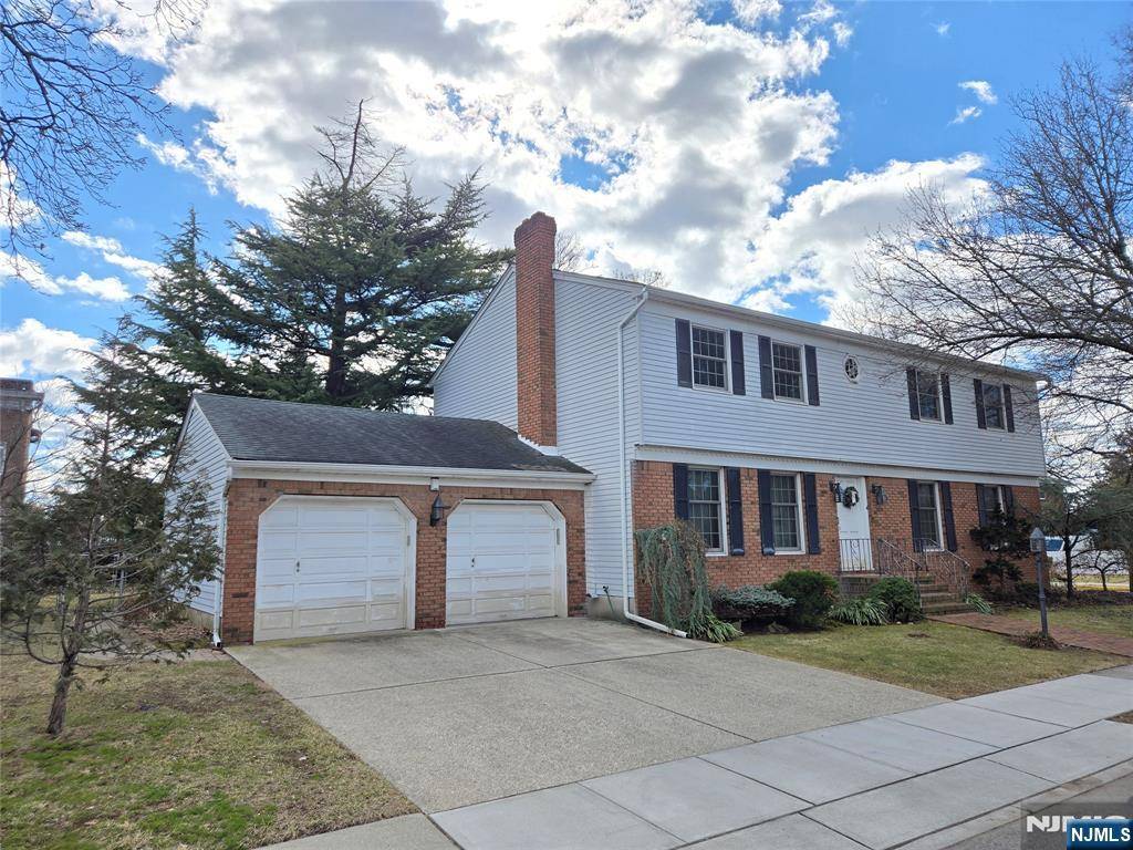 31 Wagner AVE, Wallington, NJ 07057
