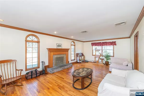 Ringwood, NJ 07456,22 James DR