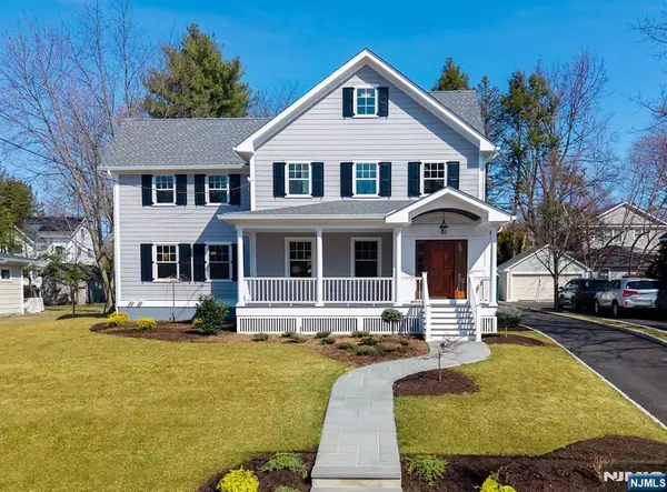 Ridgewood, NJ 07450,425 Overbrook RD