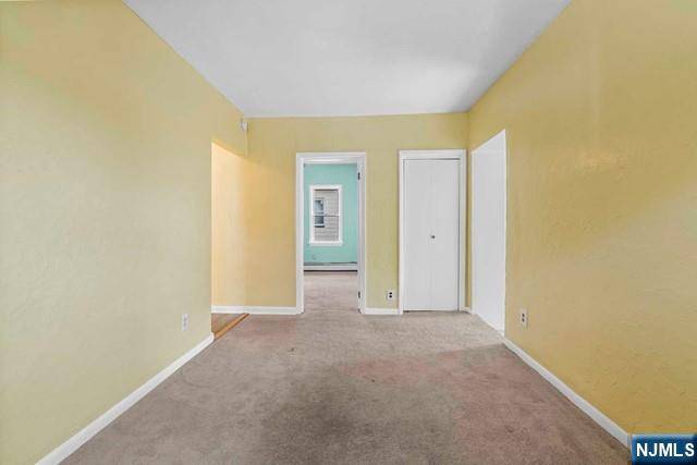 Dumont, NJ 07628,45 Erie ST #2