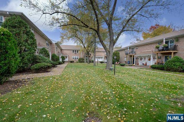 Midland Park, NJ 07432,636 Godwin AVE #5A