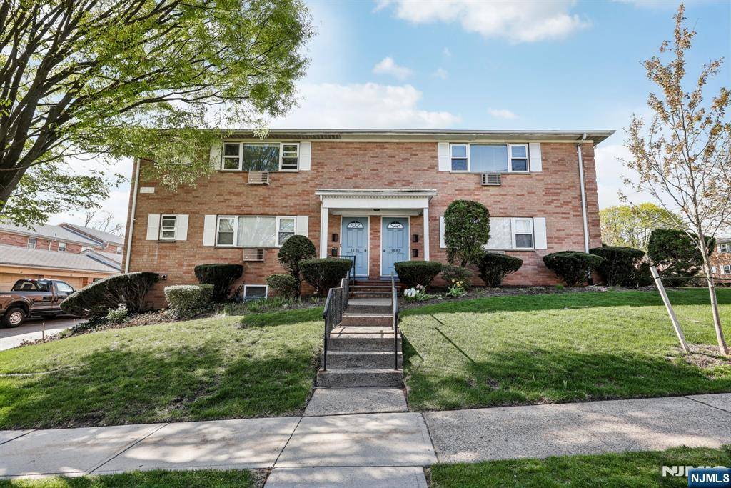38-02B Dobrin CT #B, Fair Lawn, NJ 07410